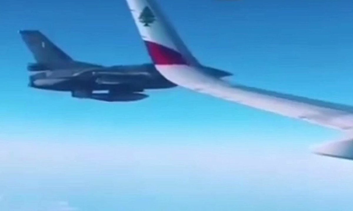 middle east airlines flight me242 escorted over greece