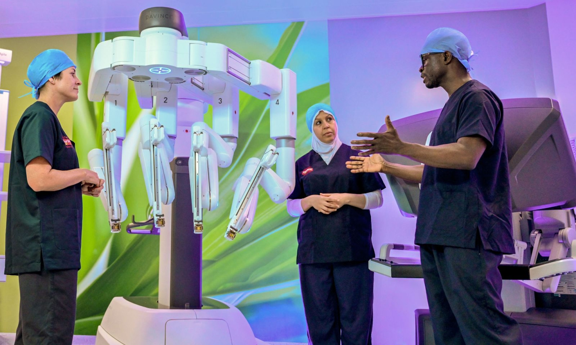 abu dhabi hospital to use cutting-edge robot