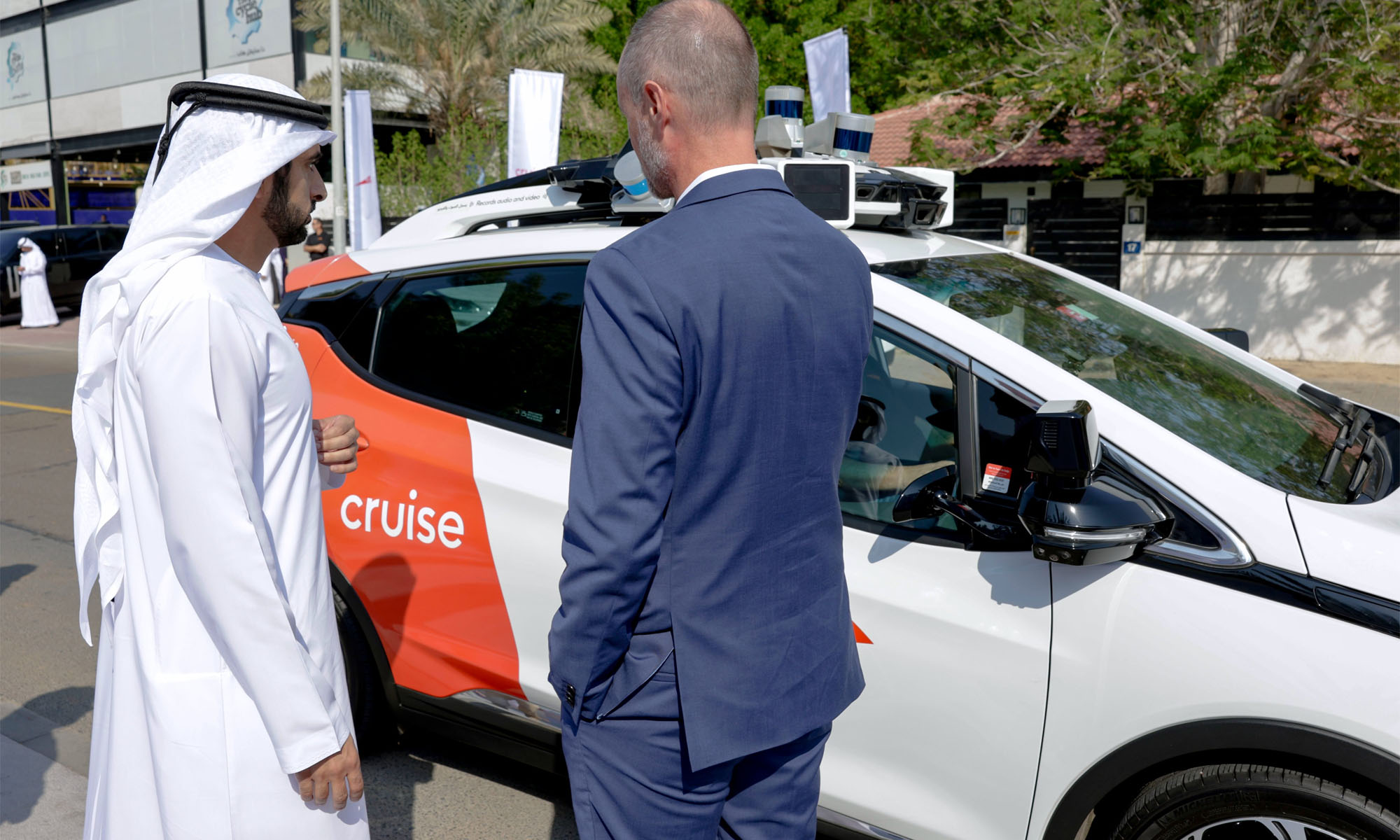 cruise self-driving taxi dubai test ride